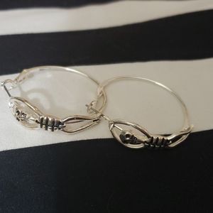 Skeleton Hoops